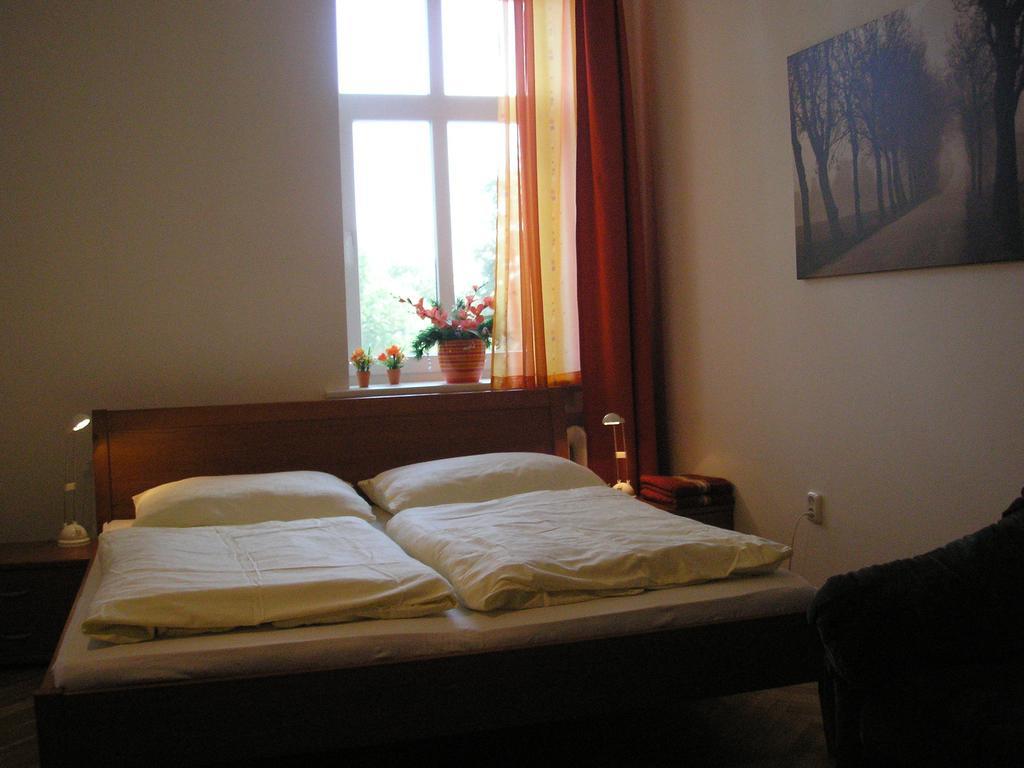 Apartment Riverside - River View Bratislava Ruang foto